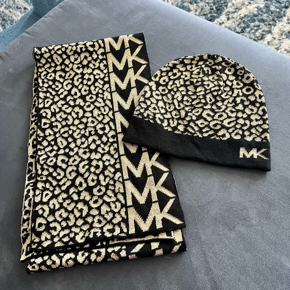Michael Kors Other - Michael Kors Black and Gold Leopard Beanie and Scarf Set